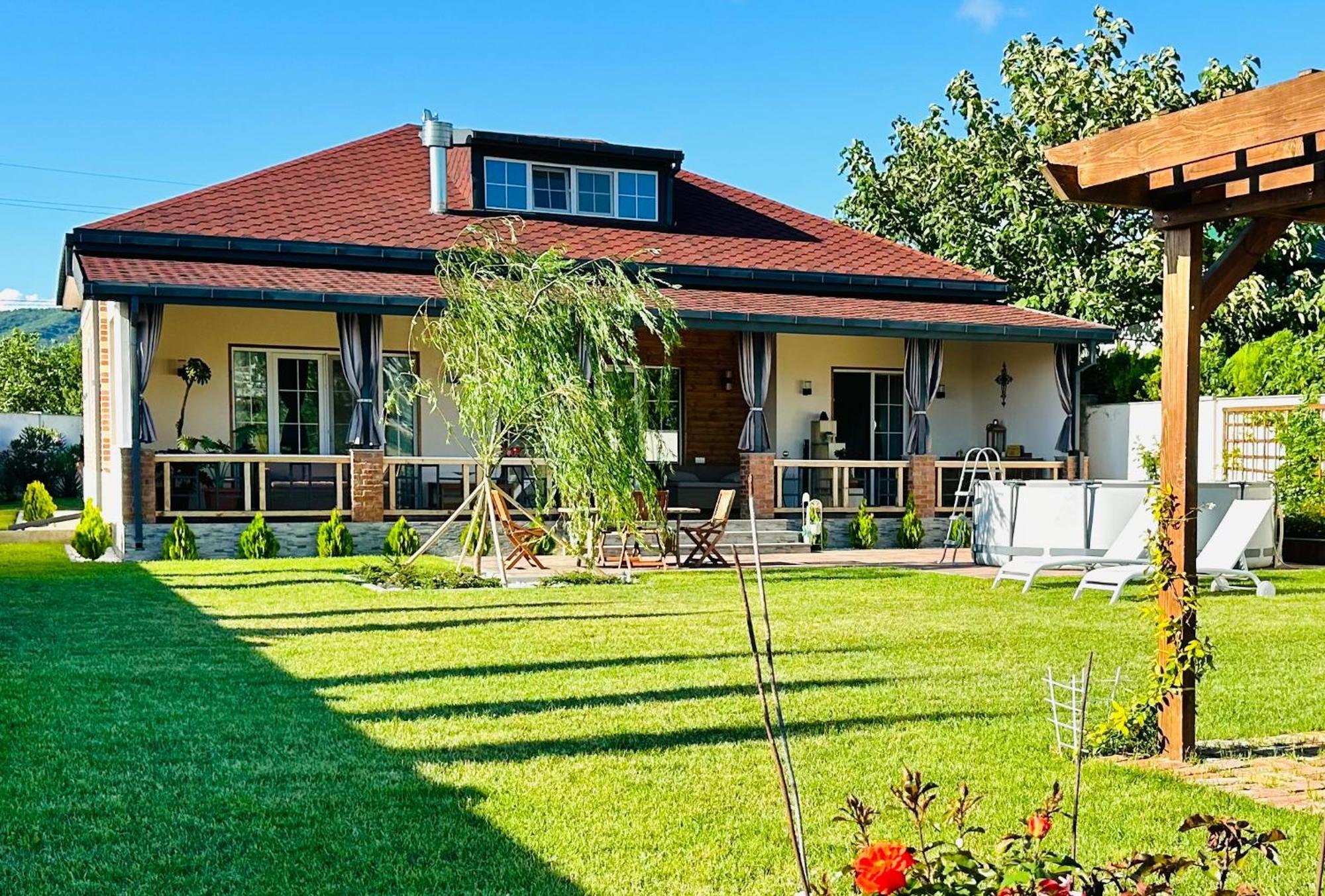 Entire Villa Near Tbilisi Nature Reserve With Panoramic View Mtsʼkhetʼa Kültér fotó